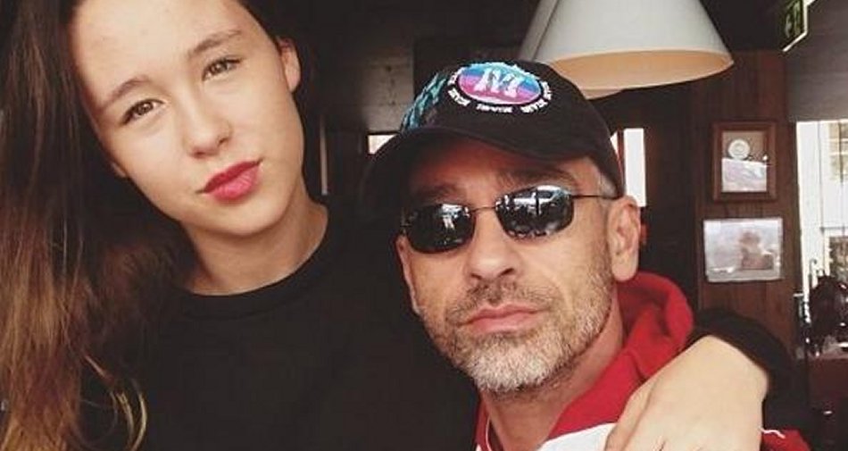 Immagine di Aurora non è raccomandata, Eros Ramazzotti difende la figlia conduttrice di XF9 Daily - Scopri di più su Sky Italia