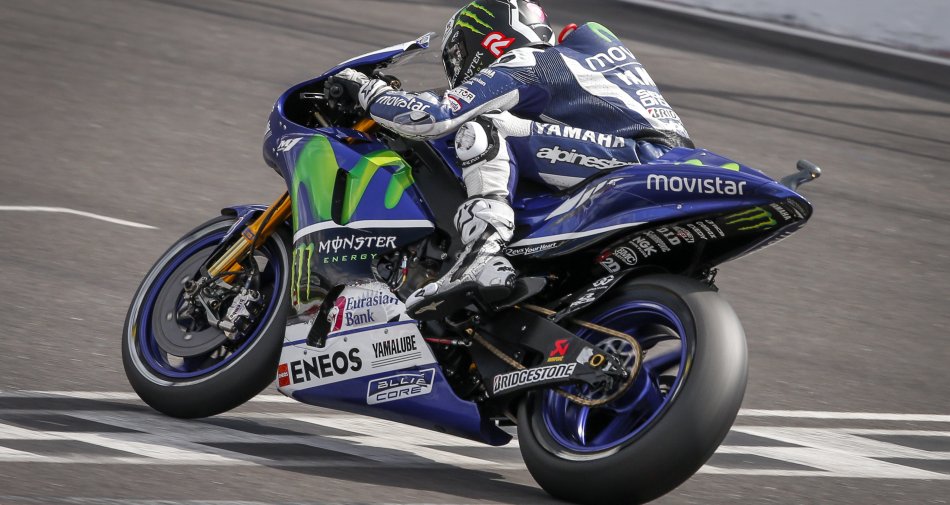 Immagine di MotoGP Silverstone 2015, Qualifiche - Diretta esclusiva Sky Sport 1 HD, Sky Sport MotoGP HD e Cielo Tv - Scopri di più su Sky Italia