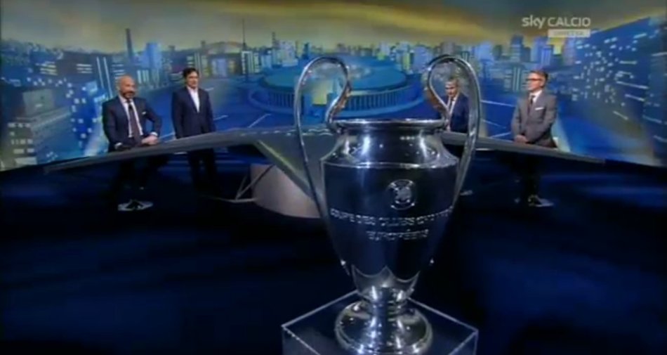 Foto - La Serata di Champions su Sky Sport vissuta in radiocronaca senza immagini