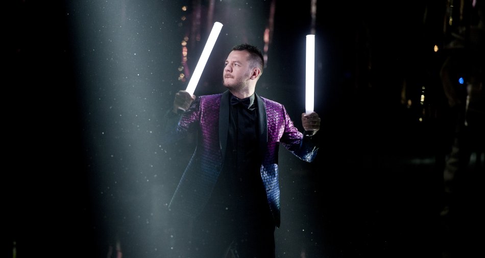 Immagine di Il live di X Factor 9 parte tra numeri record: 1,323 mln secondo Sky Smart Panel - Scopri di più su Sky Italia