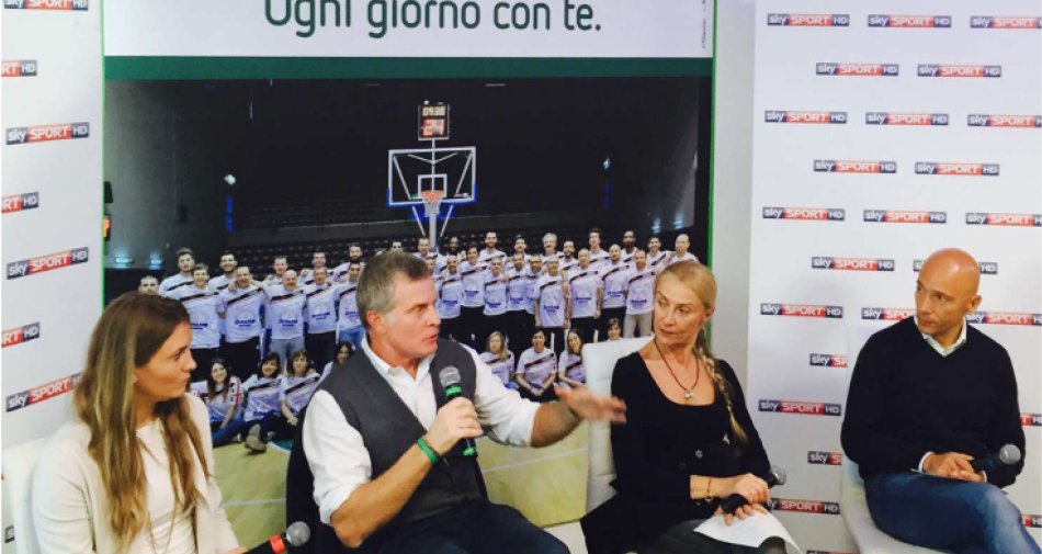 Immagine di Lo #SkyBasket Road Show arriva a Sassari, la terra dei Campioni d'Italia - Scopri di più su Sky Italia
