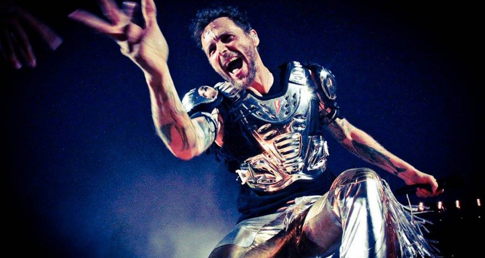 Visualizza: Gli immortali, il 'filmino' di Jovanotti stasera su Sky Uno HD e Sky Arte HD su Digital-News.it Immagine di Gli immortali, il 'filmino' di Jovanotti stasera su Sky Uno HD e Sky Arte HD - Scopri di più su Sky Italia