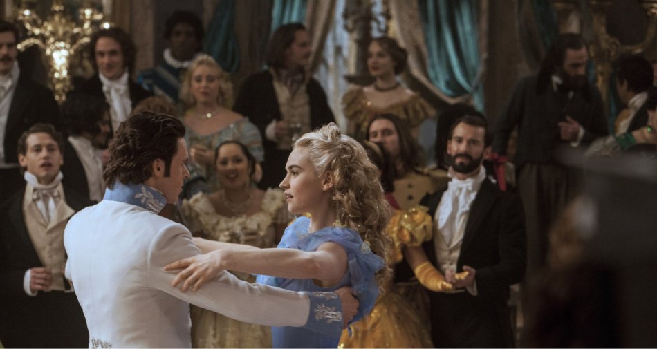 Visualizza: Cenerentola, il Natale di Sky Cinema si accende con la magia del film ispirato alla fiaba Disney su Digital-News.it Immagine di Cenerentola, il Natale di Sky Cinema si accende con la magia del film ispirato alla fiaba Disney - Scopri di più su Sky Italia