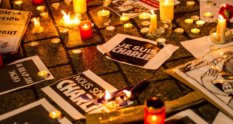 Foto - A un anno dalla strage di Charlie Hebdo, su Focus il primo attacco che ha sconvolto Parigi 