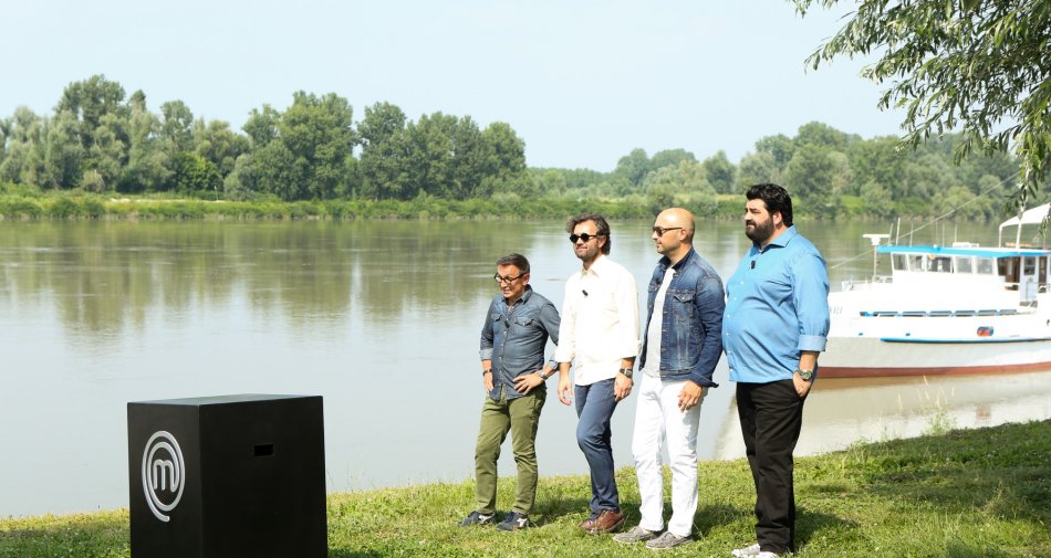 Immagine di Serata di successi per Sky Uno, MasterChef sfiora 1,4 mln. Buon esordio per #EPCC - Scopri di più su Sky Italia