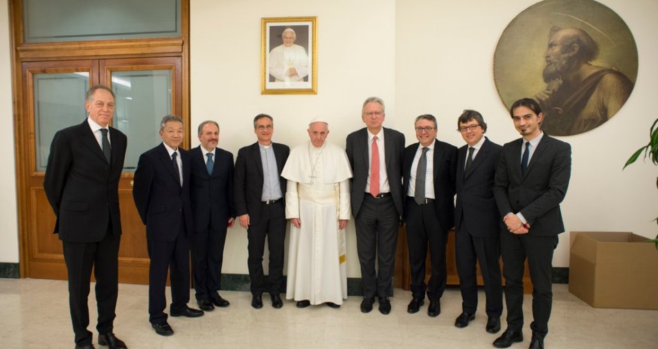 Visualizza: Papa Francesco ha ricevuto in udienza privata Eutelsat, Globecast e Sony su Digital-News.it Immagine di Papa Francesco ha ricevuto in udienza privata Eutelsat, Globecast e Sony - Scopri di più su Satellite / Estero