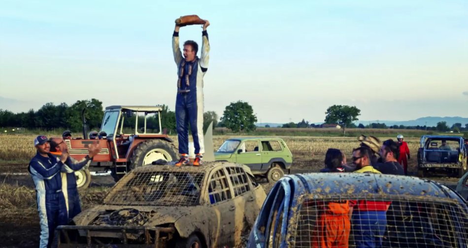 Visualizza: 430 mila spettatori medi su Sky Uno e Sky Sport 1 HD per la 3a di Top Gear Italia su Digital-News.it Immagine di 430 mila spettatori medi su Sky Uno e Sky Sport 1 HD per la 3a di Top Gear Italia - Scopri di più su Sky Italia