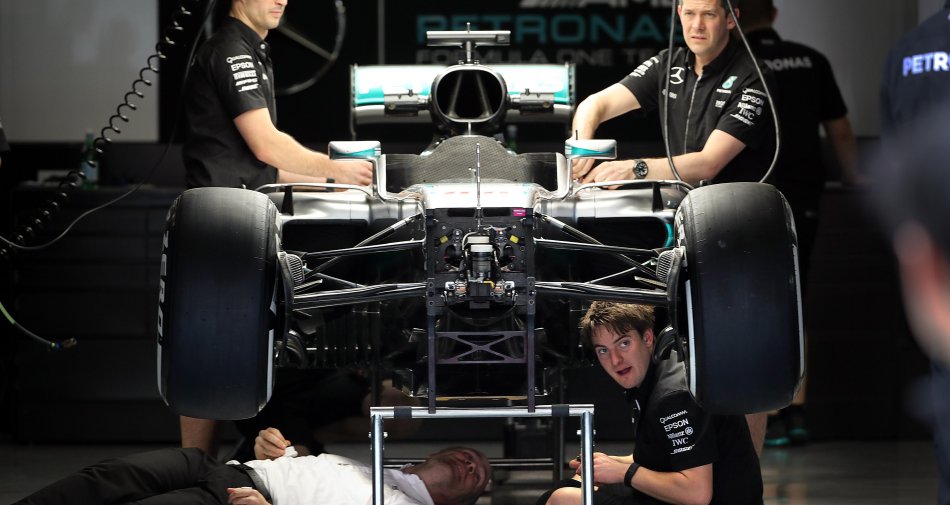Immagine di F1 Cina, Prove Libere - Diretta su Sky Sport F1 HD e Rai Sport 1 HD - Scopri di più su Sport