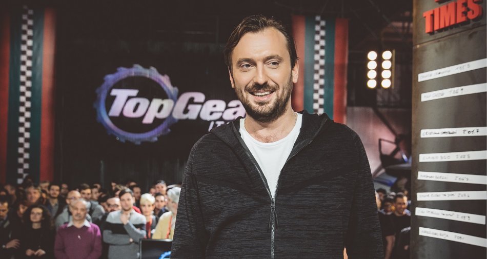 Visualizza: Ultimo giro di pista per Top Gear Italia su Sky Uno e Sky Sport 1 HD su Digital-News.it Immagine di Ultimo giro di pista per Top Gear Italia su Sky Uno e Sky Sport 1 HD - Scopri di più su Sky Italia