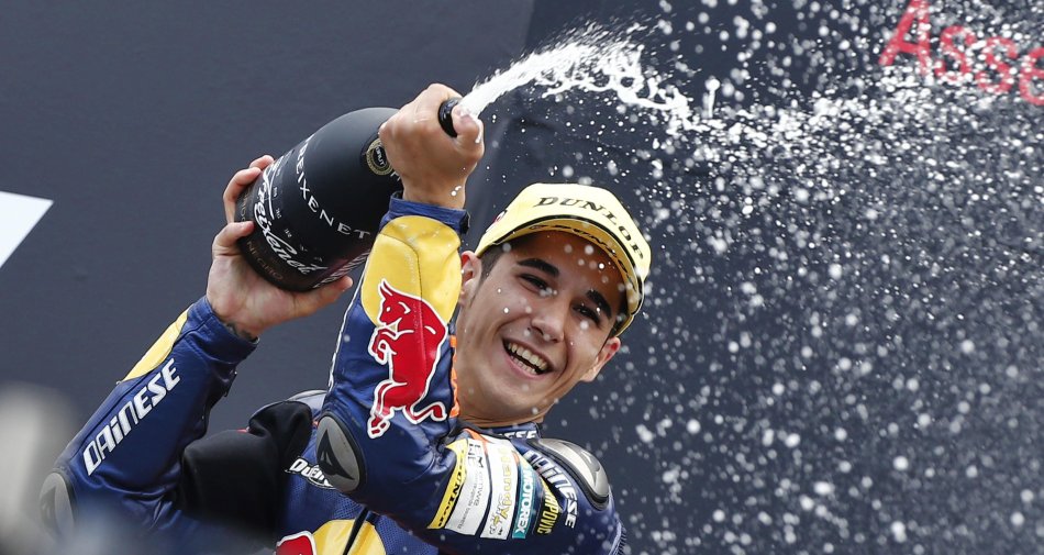 Visualizza: MotoGP Catalogna 2016, Qualifiche - Diretta Sky Sport 1 e Sky Sport MotoGP HD. Differita Tv8 su Digital-News.it Immagine di MotoGP Catalogna 2016, Qualifiche - Diretta Sky Sport 1 e Sky Sport MotoGP HD. Differita Tv8 - Scopri di più su Sky Italia