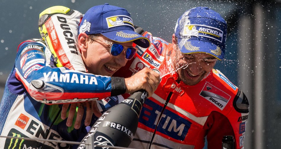 Immagine di GP Austria su Sky Sport MotoGP e Tv8, durante la gara programma più visto a livello nazionale - Scopri di più su Sky Italia