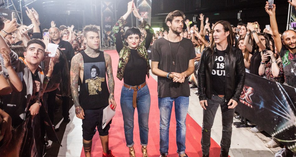 Visualizza: #XF10 su Sky Uno supera quota 1,2 mln spettatori medi (+8% rispetto alle audizioni 2015) su Digital-News.it Immagine di #XF10 su Sky Uno supera quota 1,2 mln spettatori medi (+8% rispetto alle audizioni 2015) - Scopri di più su Sky Italia