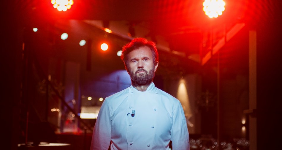 Immagine di Nel martedì di Sky Uno si accendono i fornelli di Hell's Kitchen Italia con Carlo Cracco - Scopri di più su Sky Italia