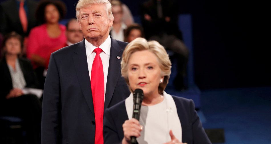 Immagine di Elezioni USA 2016, in diretta la notte della scelta. Sarà presidente Hillary Clinton o Donald Trump? - Scopri di più su Televisione