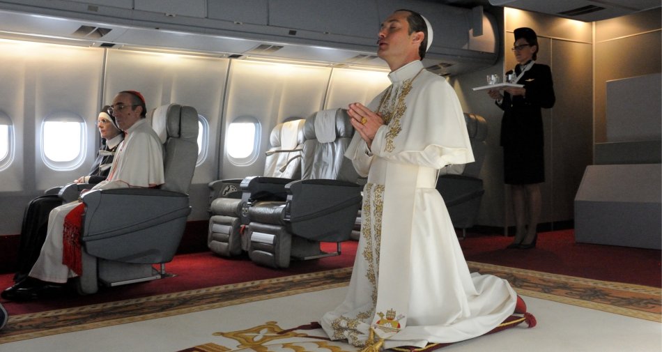 Immagine di The Young Pope, ep. 7 e 8 su Sky Cinema 1 HD e Sky Atlantic HD. Niente più compromessi o tolleranza.  - Scopri di più su Sky Italia