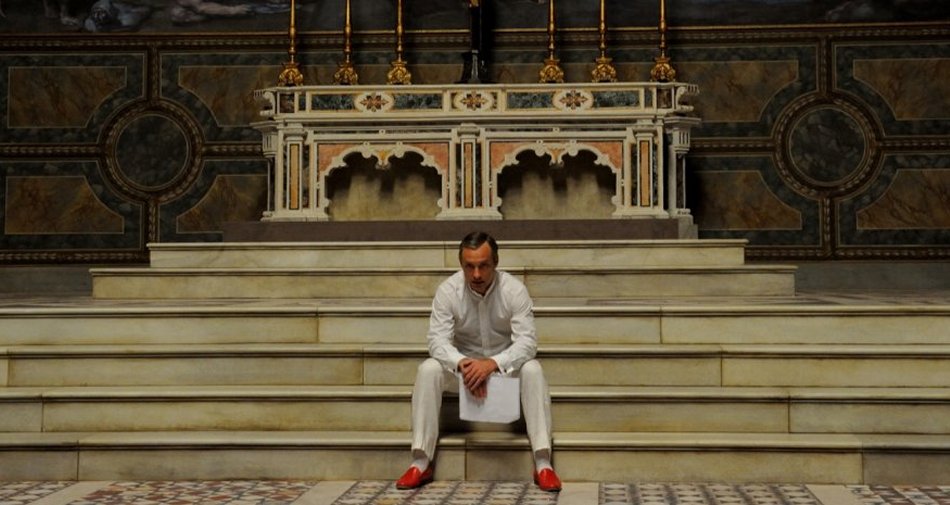 Immagine di The Young Pope, attesa e mistero per il finale di stagione su Sky Cinema 1 HD e Sky Atlantic HD - Scopri di più su Sky Italia