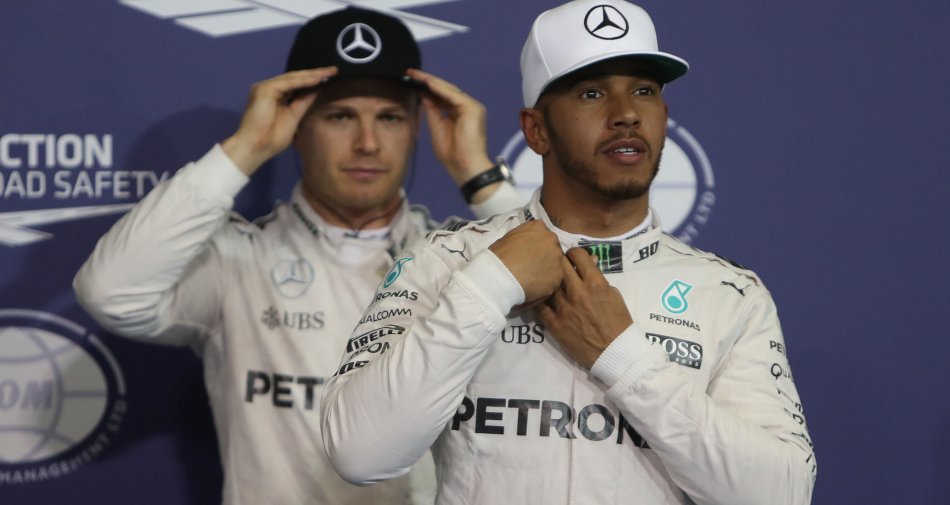 Foto - Hamilton o Rosberg? | F1 Abu Dhabi 2016, Gara - Diretta Sky Sport F1 HD e Rai 1 HD