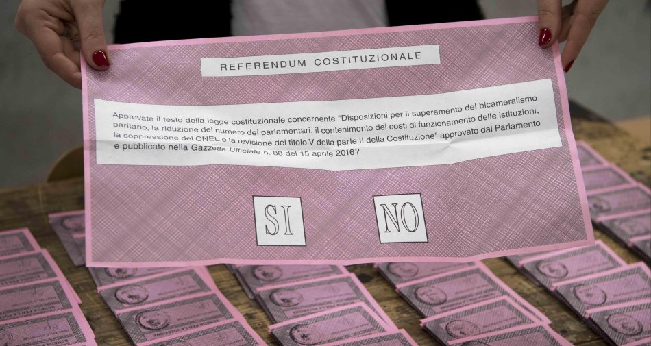 Immagine di Referendum 2016: risultati e speciali in diretta tv su Rai, Mediaset, La7 e Sky TG24 - Scopri di più su Televisione