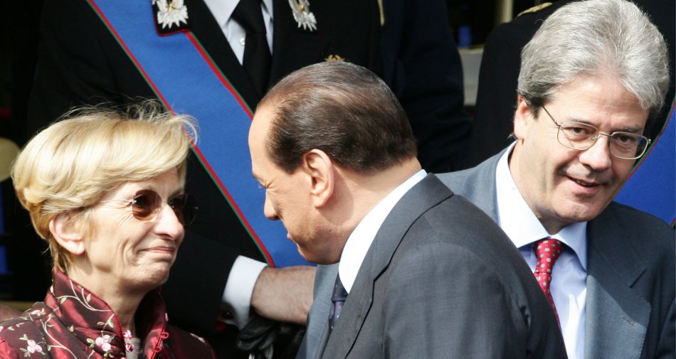Immagine di Mediaset, con La Cinq fallì la scalata francese di Berlusconi negli anni 90 - Scopri di più su Economia