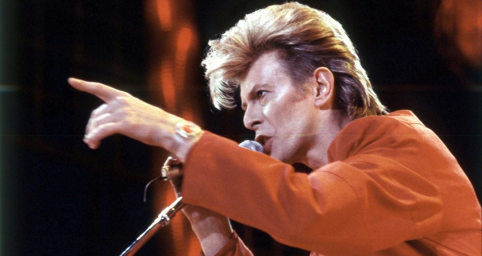 Immagine di 2016 - Un anno di showbiz tra vittorie, cambiamenti e grandi addii - Scopri di più su Televisione