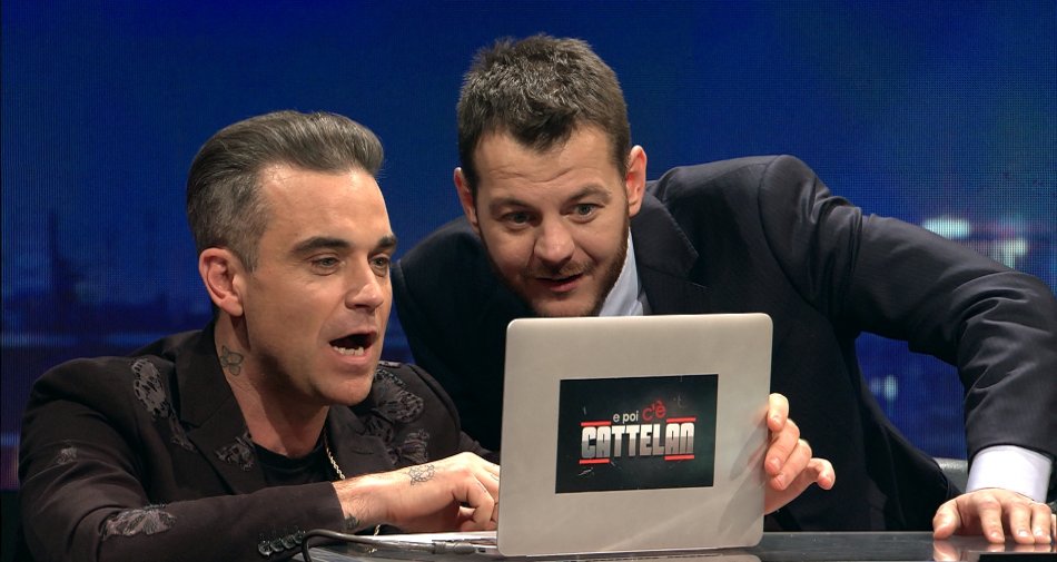 Robbie Williams primo ospite stasera su Sky Uno di «E Poi c'è Cattelan»