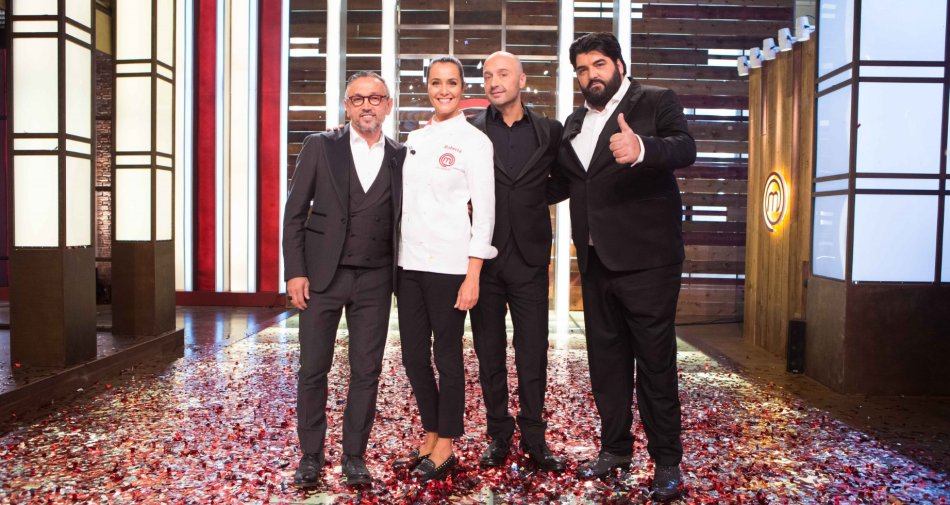 Sky Uno incorona vincitore Roberta Capua 1^ Celebrity Masterchef Italia