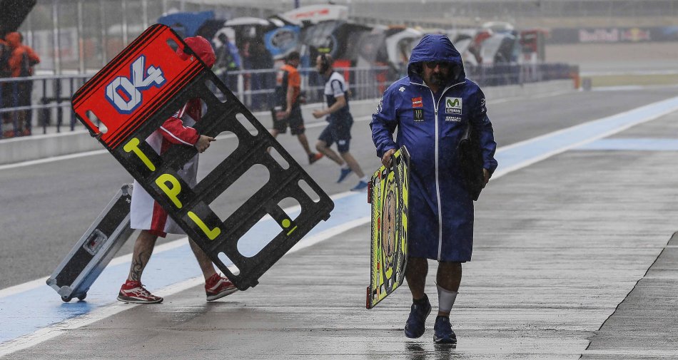 Immagine di MotoGP Spagna 2017, Qualifiche - Diretta esclusiva Sky Sport MotoGP HD, differita Tv8 - Scopri di più su Sky Italia