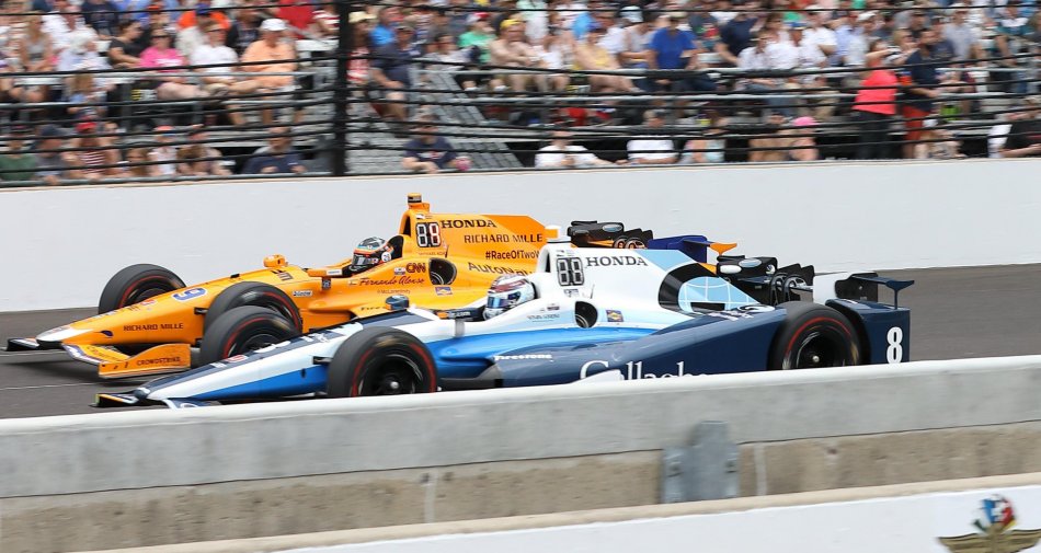 Visualizza: Alonso racconta a Sky Sport F1 HD la sua avventura nella 500 Miglia Indianapolis su Digital-News.it Immagine di Alonso racconta a Sky Sport F1 HD la sua avventura nella 500 Miglia Indianapolis - Scopri di più su Sky Italia