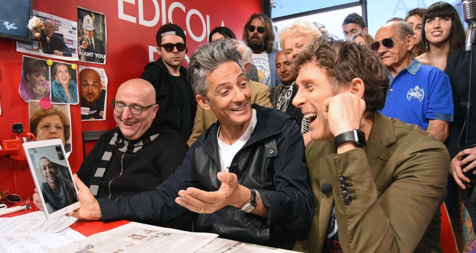Immagine di Fiorello spiazza tutti. Chiude Edicola e torna al varietà: «Ho bisogno di nuovi stimoli»  - Scopri di più su Televisione