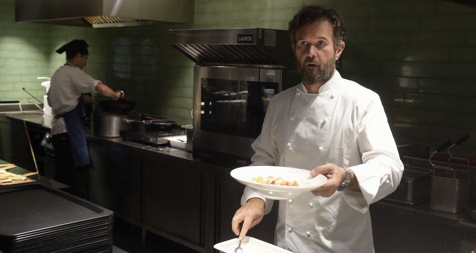 Carlo Cracco su Sky Uno nella nuova stagione di Hell's Kitchen Italia