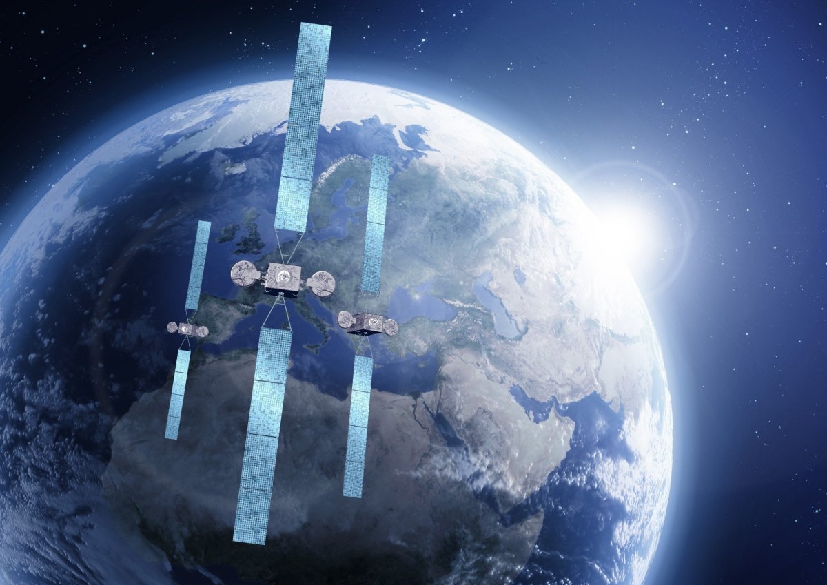 Immagine di Speciale Satellite | Il 2017 sui canali SAT Hotbird e Tivùsat dal 1 Gennaio al 31 Dicembre  - Scopri di più su Satellite / Estero