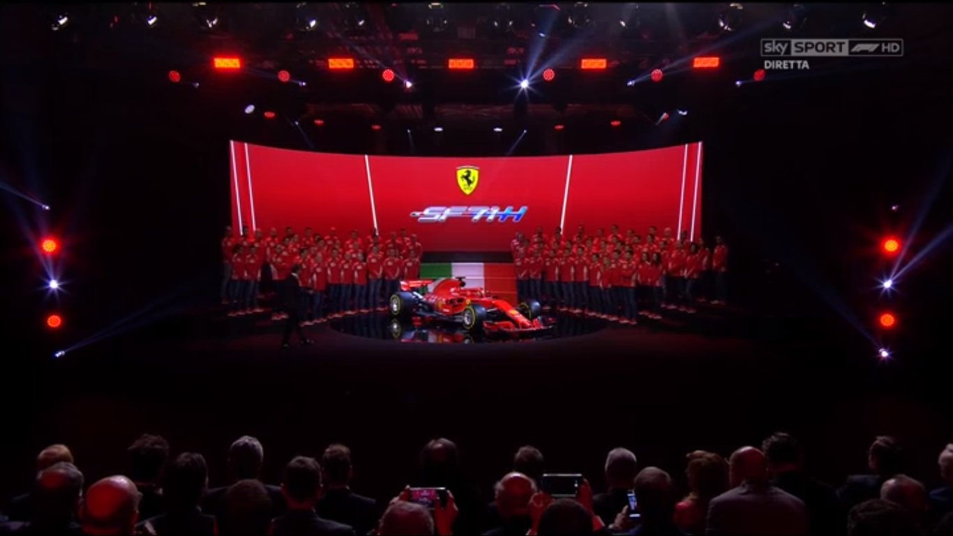 Immagine di Sky Sport HD tutti i 40 GP di F1 e MotoGP in diretta, qui il calendario dei 28 GP in esclusiva - Scopri di più su Sky Italia