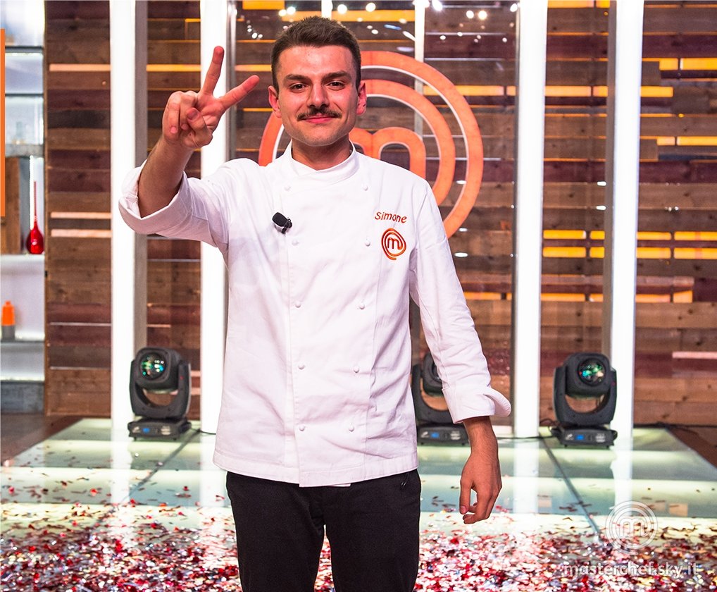 Foto - Sky, il vincitore della settima edizione italiana di Masterchef è Simone Scipioni