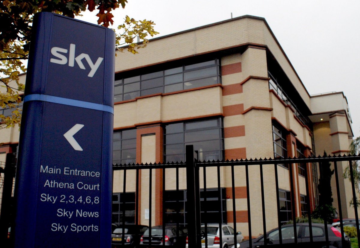 Visualizza: Comcast sfida Fox offrendo 31 miliardi di dollari per Sky su Digital-News.it Immagine di Comcast sfida Fox offrendo 31 miliardi di dollari per Sky - Scopri di più su Satellite / Estero