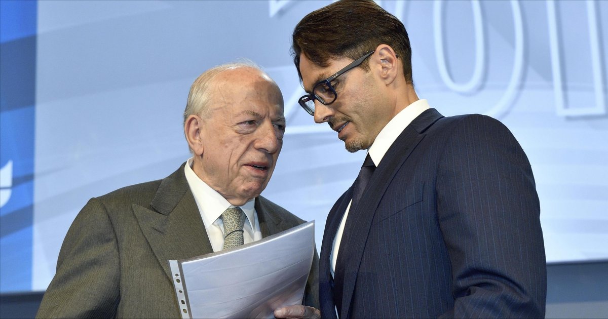 Visualizza: Confalonieri (Mediaset): «Accordo siglato con Sky è una storia di grande reattività». su Digital-News.it Immagine di Confalonieri (Mediaset): «Accordo siglato con Sky è una storia di grande reattività». - Scopri di più su Economia