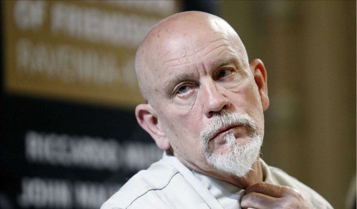 John Malkovich si unisce al cast di The New Pope. A Novembre al via le riprese