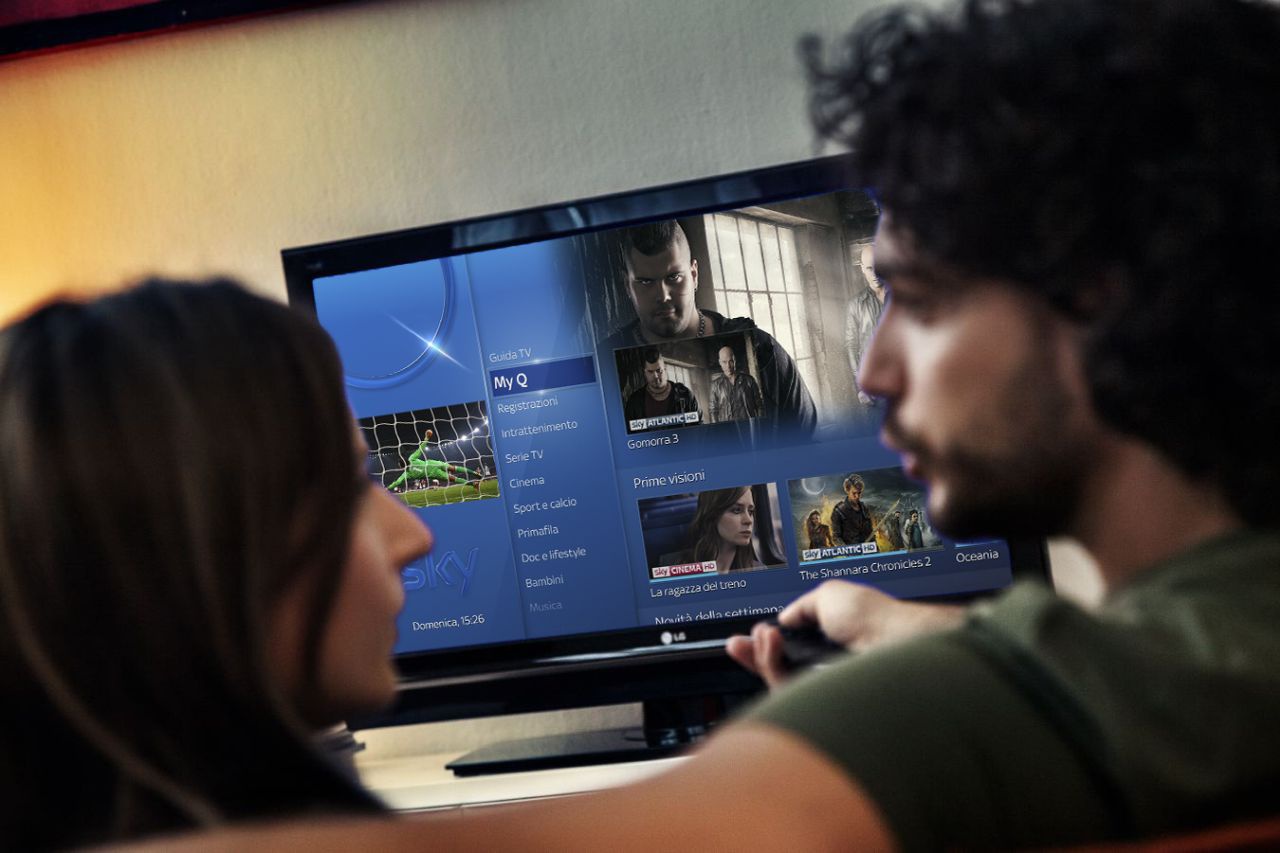 Immagine di Sky Q Black, con il pacchetto Sky HD il 4K HDR è incluso senza costi aggiuntivi - Scopri di più su Sky Italia