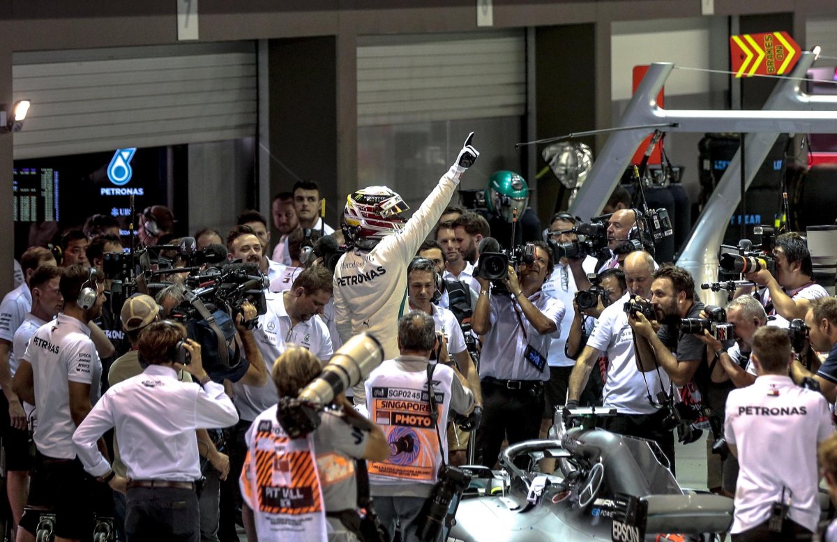 Visualizza: F1 Singapore 2018, Gara - Diretta Esclusiva Sky Sport Uno HD. Differita TV8 su Digital-News.it Immagine di F1 Singapore 2018, Gara - Diretta Esclusiva Sky Sport Uno HD. Differita TV8 - Scopri di più su Sky Italia