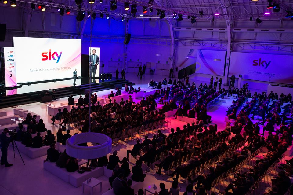 Visualizza: Tutte le novità dei palinsesti Sky Cinema e Intrattenimento 2018-2019 su Digital-News.it Immagine di Tutte le novità dei palinsesti Sky Cinema e Intrattenimento 2018-2019 - Scopri di più su Sky Italia