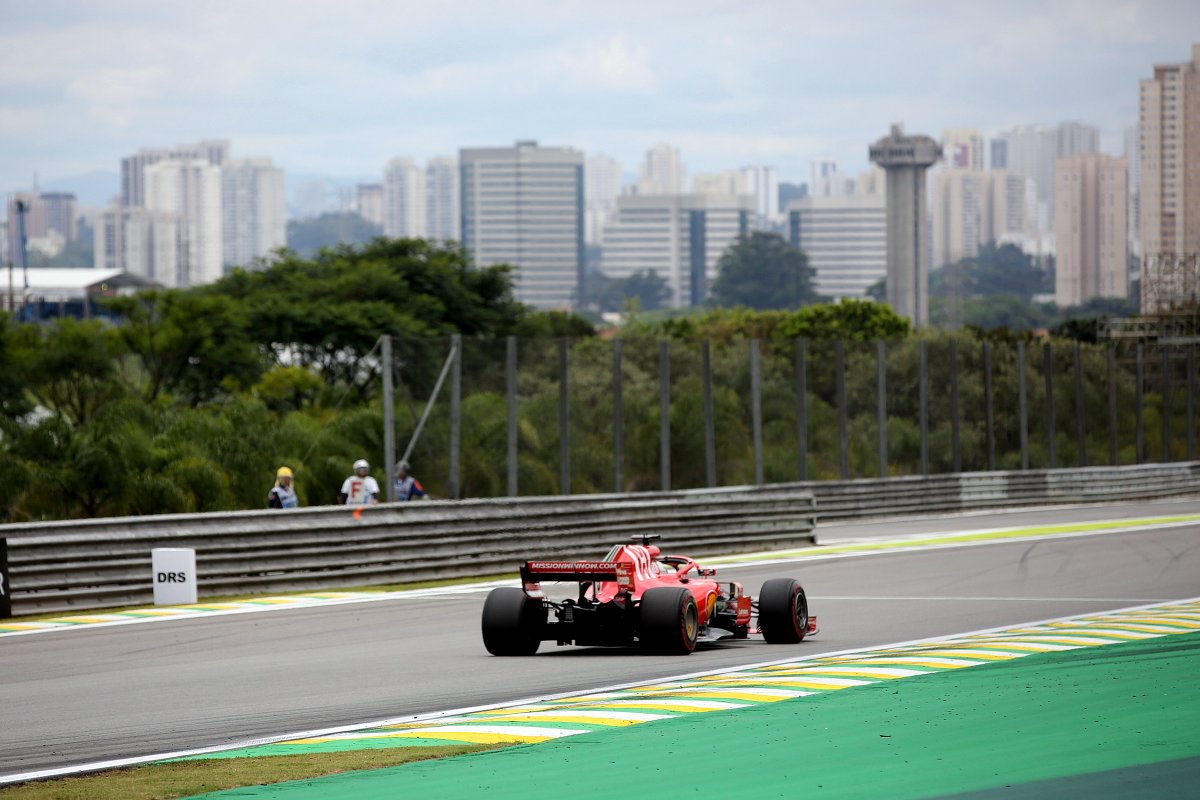 Visualizza: F1 Brasile 2018, Gara - Diretta tv, Sky Sport Uno HD e TV8 su Digital-News.it Immagine di F1 Brasile 2018, Gara - Diretta tv, Sky Sport Uno HD e TV8 - Scopri di più su Sky Italia