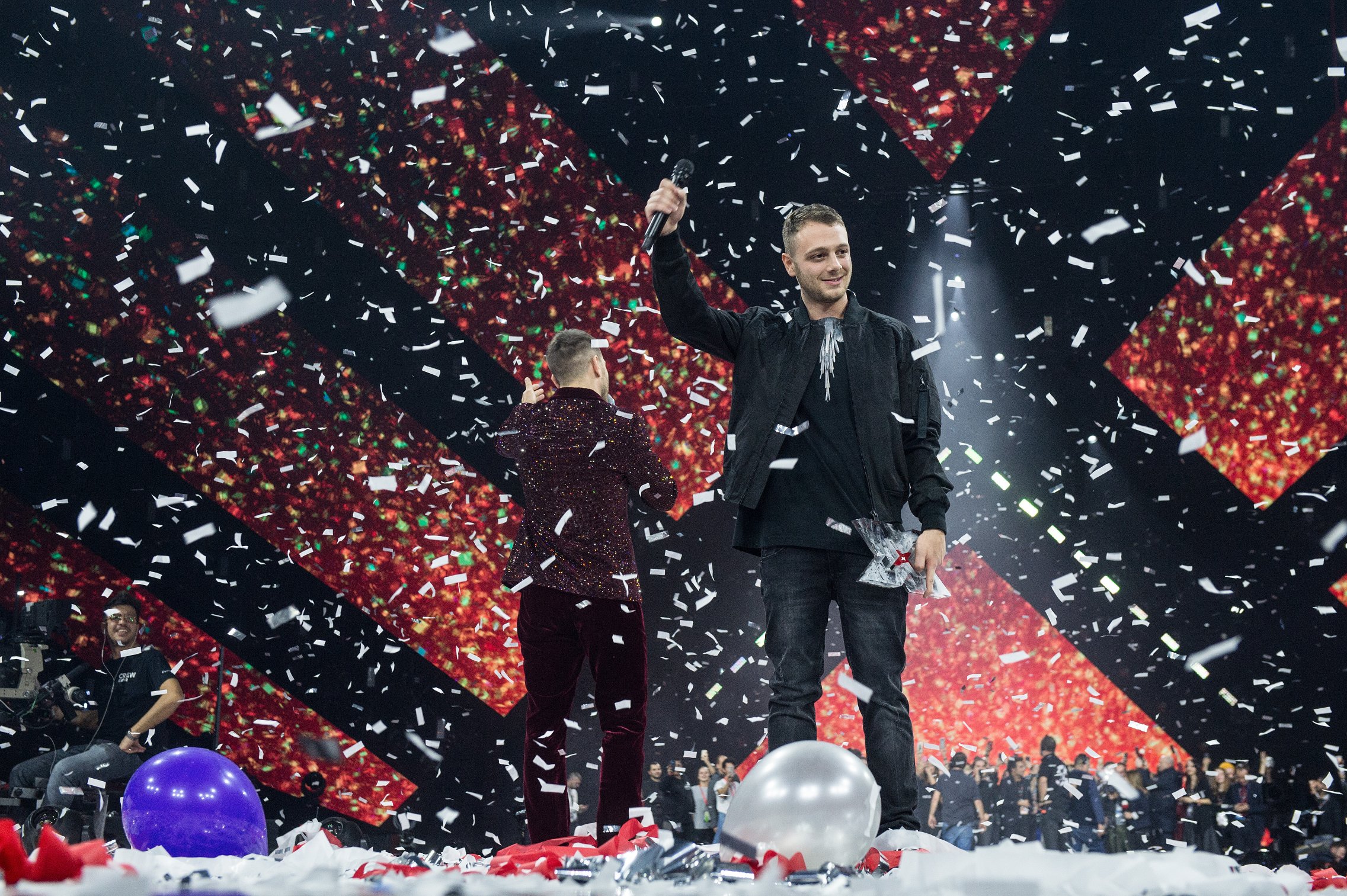 Visualizza: Anastasio al top nella finale di X Factor Italia più vista di sempre del talent Sky su Digital-News.it Immagine di Anastasio al top nella finale di X Factor Italia più vista di sempre del talent Sky - Scopri di più su Sky Italia