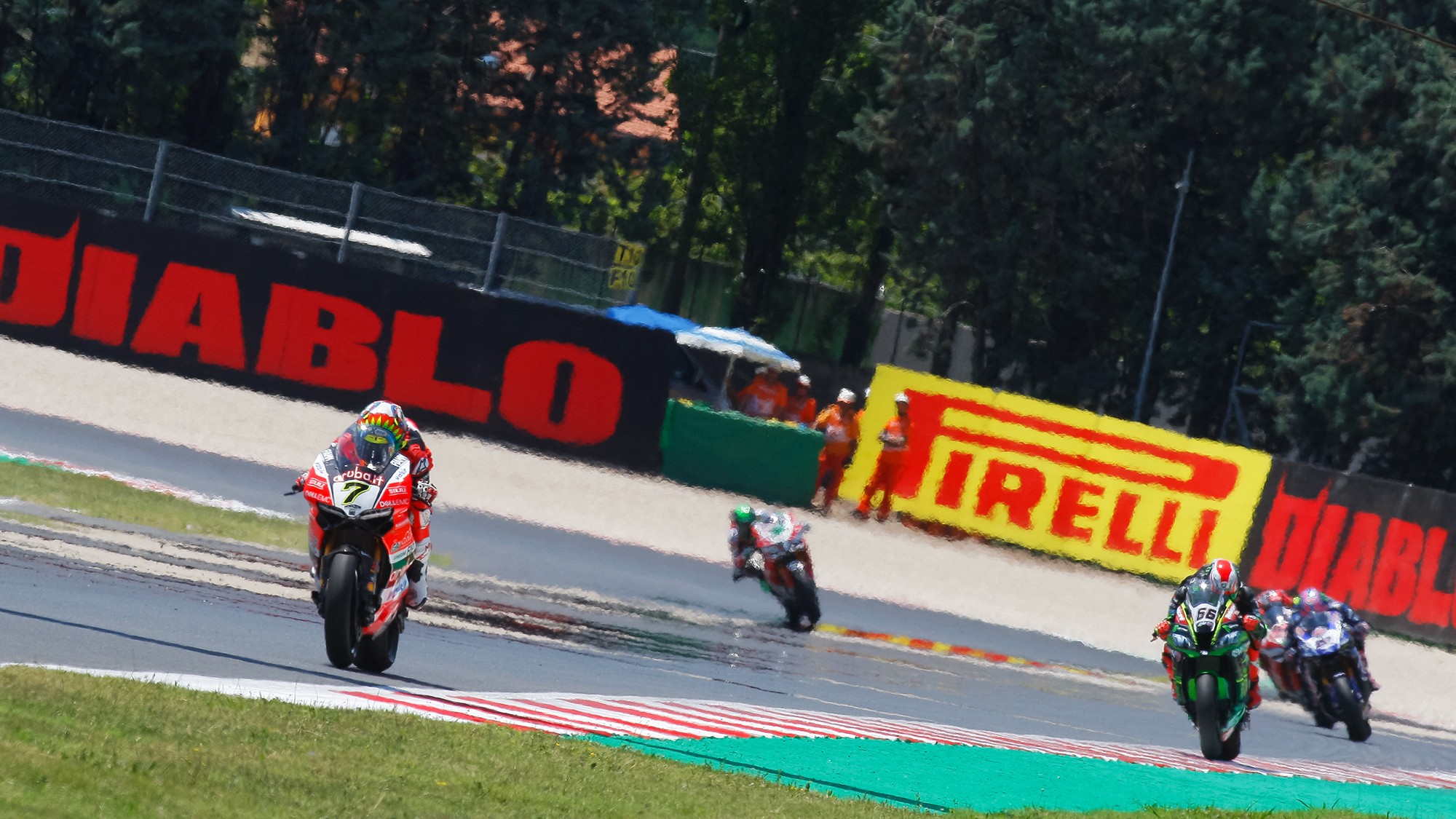 Visualizza: Il Mondiale SuperBike arriva su Sky Sport per tre stagioni (e in chiaro su TV8) su Digital-News.it Immagine di Il Mondiale SuperBike arriva su Sky Sport per tre stagioni (e in chiaro su TV8) - Scopri di più su Sky Italia