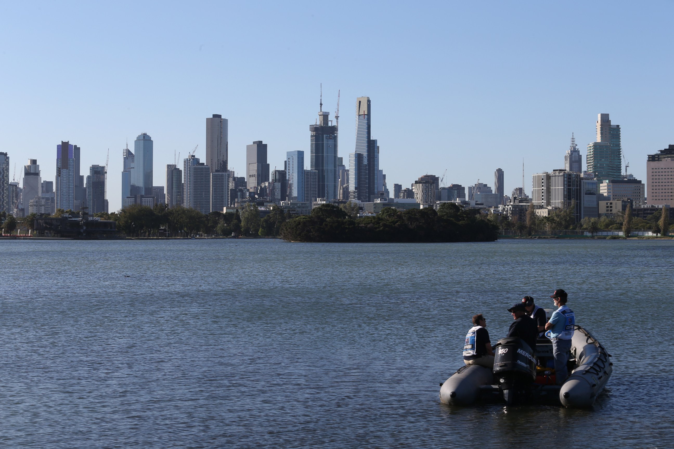 Immagine di F1 Australia 2019, Qualifiche - Diretta Esclusiva Sky Sport, differita Tv8 #PazziDellaNotte - Scopri di più su Sky Italia