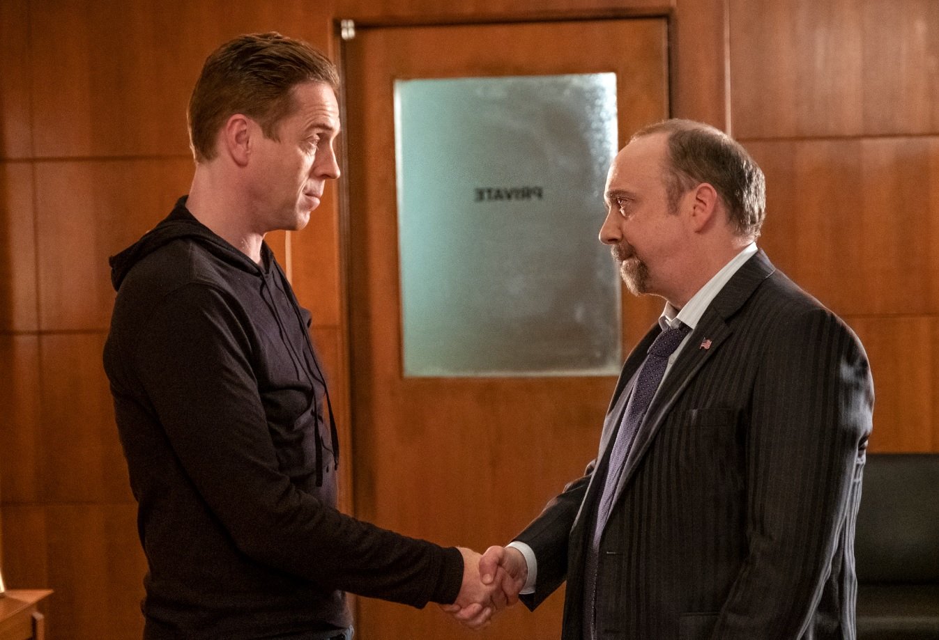 Visualizza: Sky Atlantic, ogni venerdì la quarta stagione di Billions e Black Monday su Digital-News.it Immagine di Sky Atlantic, ogni venerdì la quarta stagione di Billions e Black Monday - Scopri di più su Sky Italia