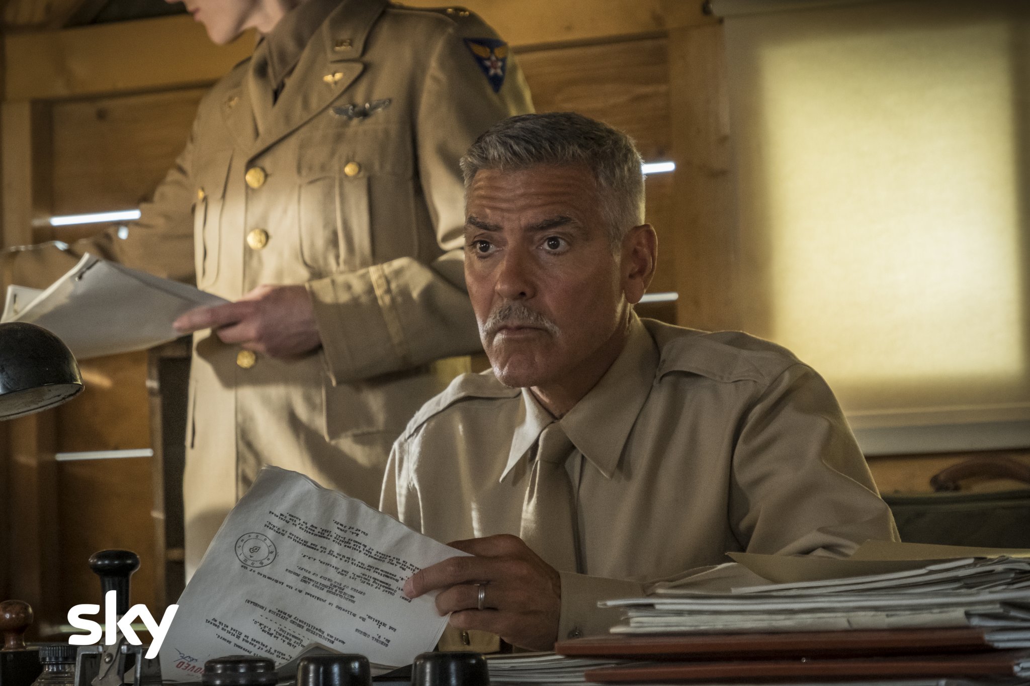 Foto - Catch-22, su Sky stasera gli episodi finali in onda in prima TV esclusiva