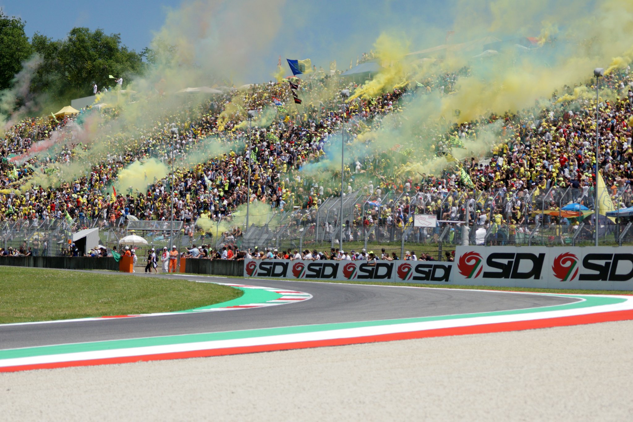 Immagine di Una settimana di speciali Sky Sport MotoGP in attesa del GP di Catalunya  - Scopri di più su Sky Italia