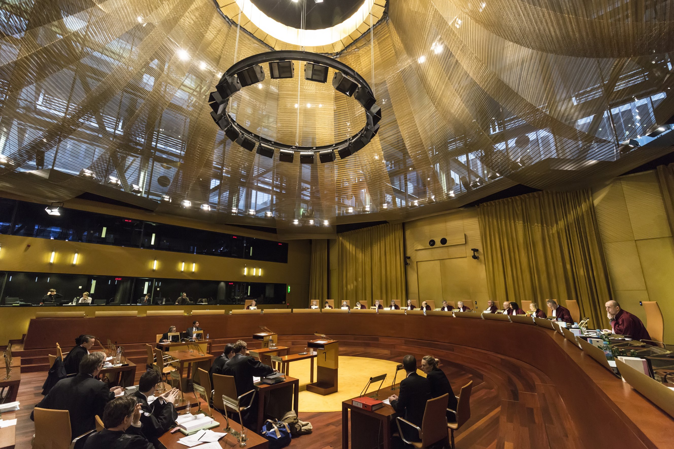 Foto - Corte Giustizia UE: «Sì a trasmissioni solo a pagamento per ordine pubblico».