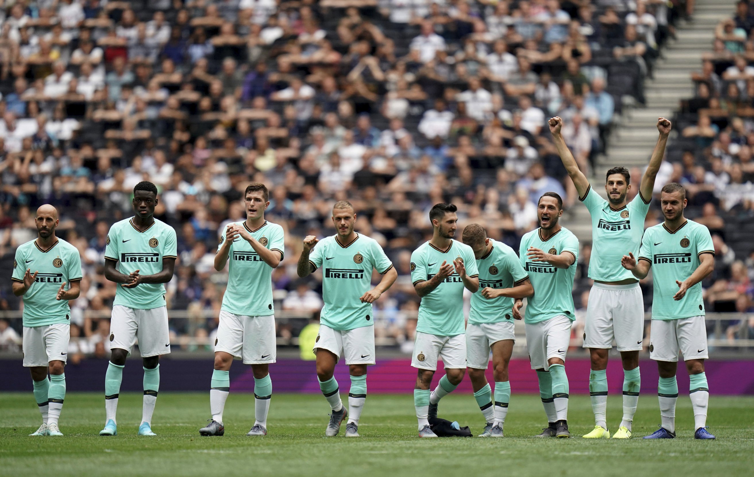 Visualizza: Trofeo Naranja, Valencia-Inter sabato in diretta esclusiva sul NOVE su Digital-News.it Immagine di Trofeo Naranja, Valencia-Inter sabato in diretta esclusiva sul NOVE - Scopri di più su Sport