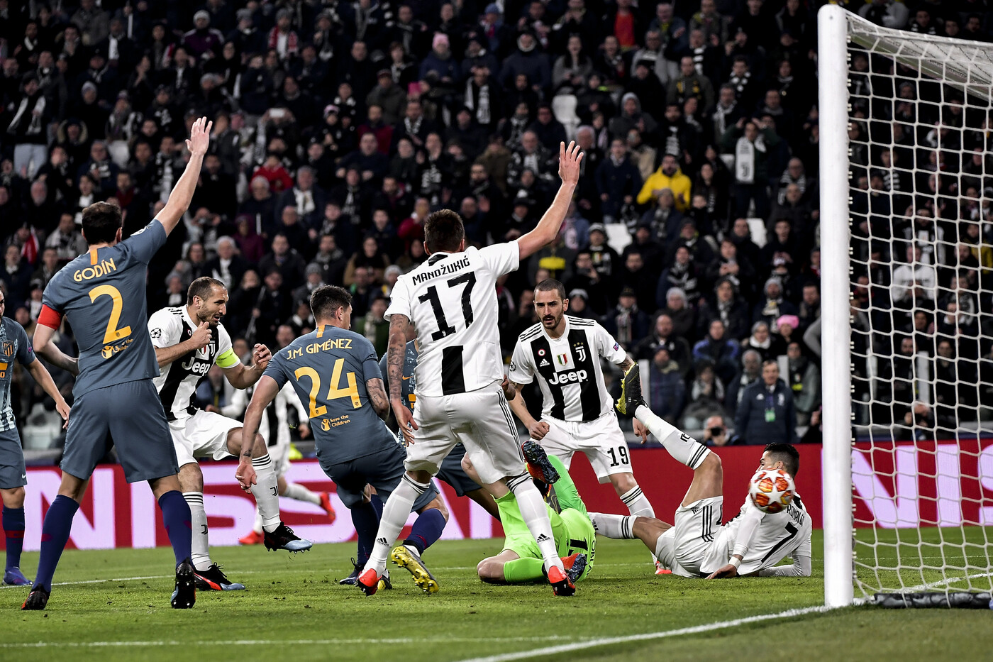 Immagine di Il Supersabato di Sportitalia con Juventus-Atletico Madrid e Parma-Sampdoria - Scopri di più su Sport
