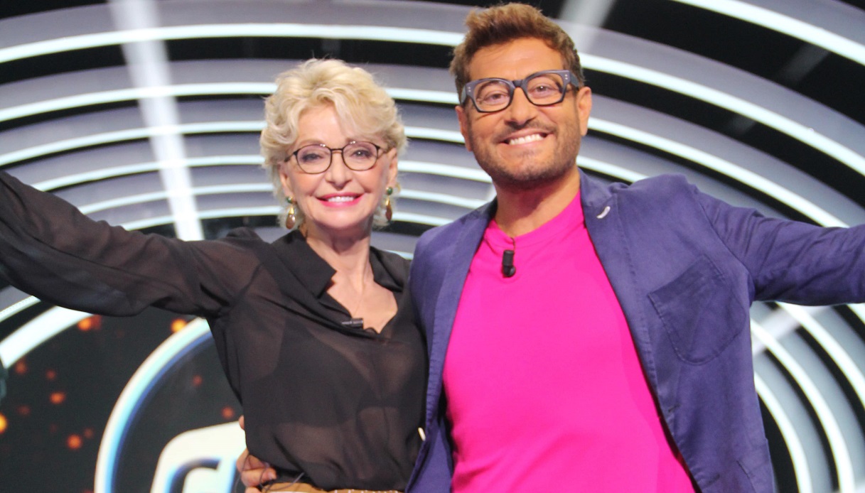 Visualizza: Autunno su TV8 con 4 ore di produzioni originali consecutive ogni giorno su Digital-News.it Immagine di Autunno su TV8 con 4 ore di produzioni originali consecutive ogni giorno - Scopri di più su Sky Italia
